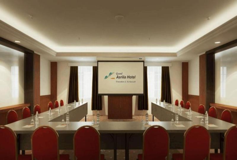 בנדונג Grand Asrilia Hotel מראה חיצוני תמונה