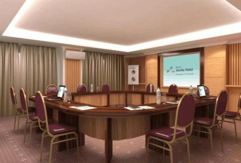 בנדונג Grand Asrilia Hotel מראה חיצוני תמונה